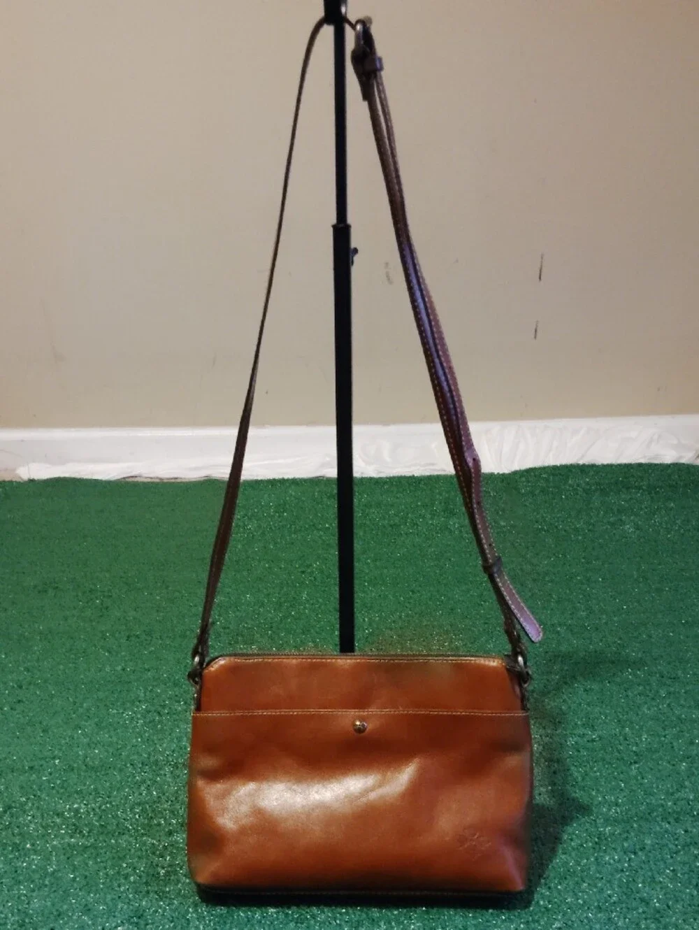 Classic Brown Leather Crossbody Bag - Patricia Nash